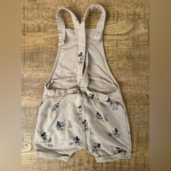 H&M Disney Beige Mickey Mouse Kids Overalls-Size 3T - Picture 5 of 8